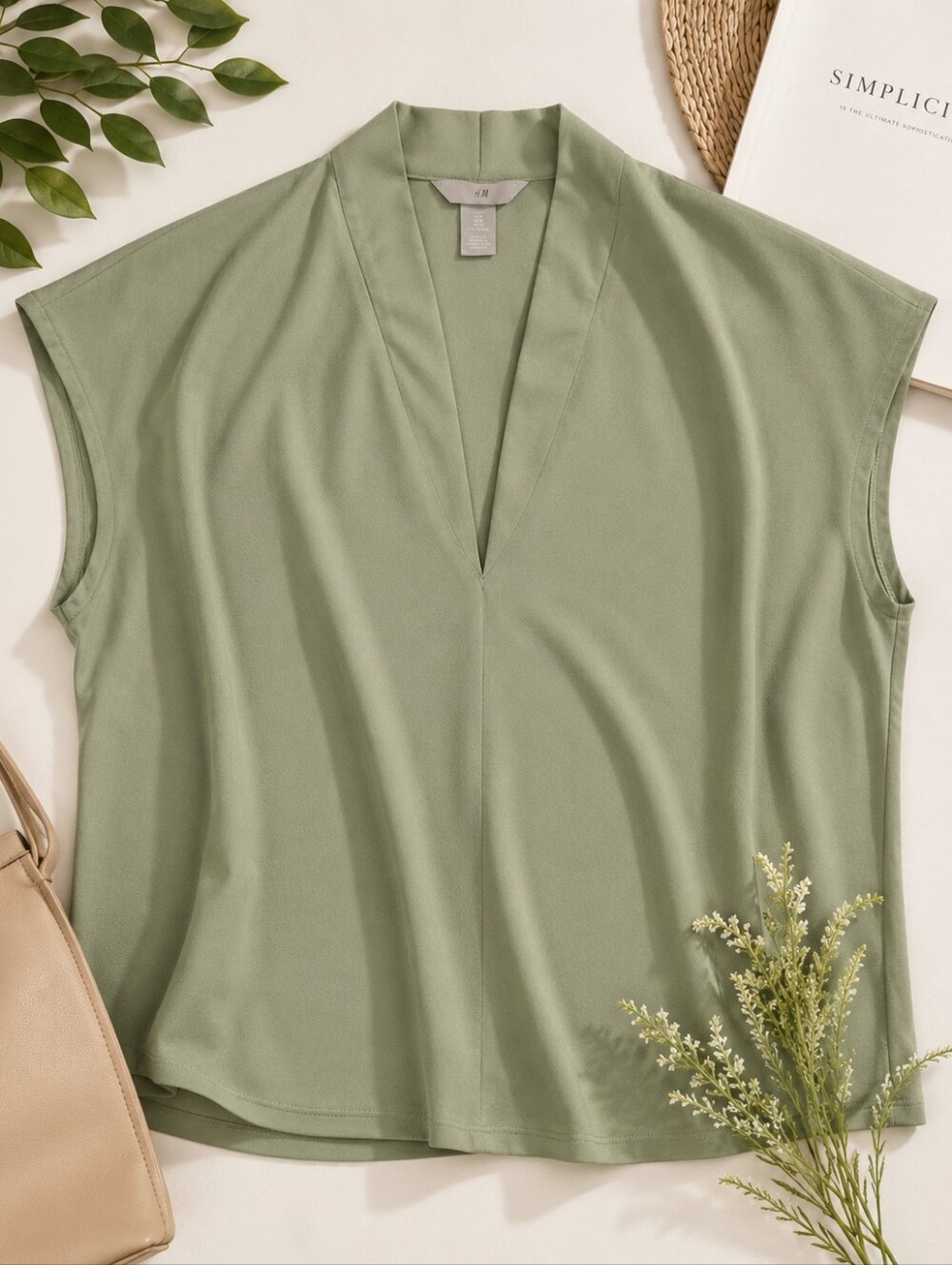 H&M Sage Green Deep V Neck Dolman Sleeve Blouse Top Size M EUC